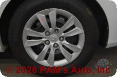Vehicle photo 7