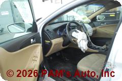 Vehicle photo 8