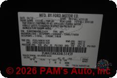 Vehicle photo 13