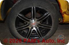 Vehicle photo 7