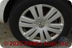 Vehicle photo 7