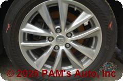 Vehicle photo 7