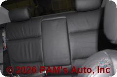 Vehicle photo 13