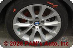 Vehicle photo 7