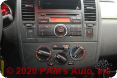 Vehicle photo 11