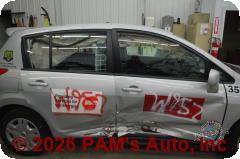 Vehicle photo 3