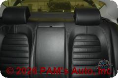 Vehicle photo 13