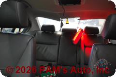 Vehicle photo 9