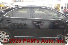 Vehicle photo 3