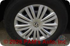 Vehicle photo 7