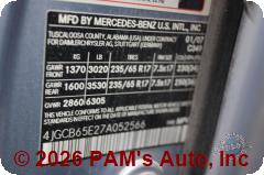 Vehicle photo 13