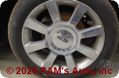 Vehicle photo 7