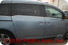 Vehicle photo 3