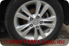 Vehicle photo 7
