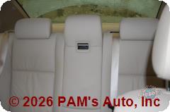 Vehicle photo 13