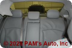 Vehicle photo 13