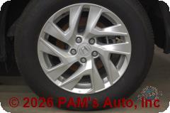 Vehicle photo 7