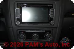 Vehicle photo 10