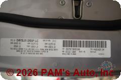 Vehicle photo 13
