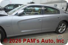 Vehicle photo 6