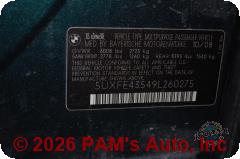 Vehicle photo 13