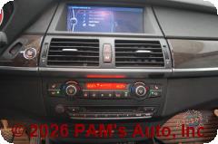 Vehicle photo 11