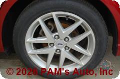 Vehicle photo 7