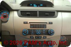 Vehicle photo 11