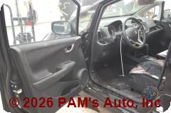 Vehicle photo 8