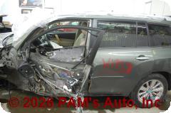 Vehicle photo 6