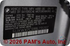 Vehicle photo 13