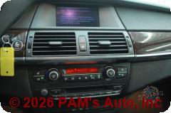 Vehicle photo 11