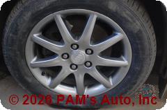 Vehicle photo 7