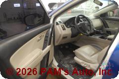 Vehicle photo 8