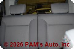Vehicle photo 13