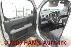Vehicle photo 8
