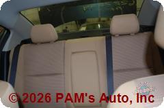 Vehicle photo 13