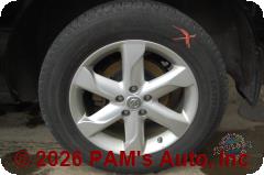Vehicle photo 7