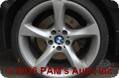 Vehicle photo 7