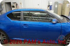 Vehicle photo 3