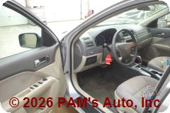 Vehicle photo 8