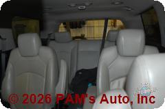 Vehicle photo 13