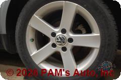 Vehicle photo 7