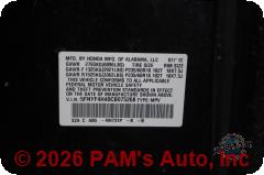 Vehicle photo 12