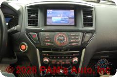 Vehicle photo 10