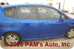 Vehicle photo 3