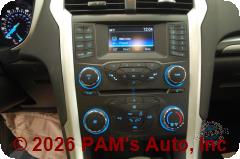 Vehicle photo 10