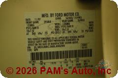 Vehicle photo 13