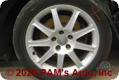 Vehicle photo 7