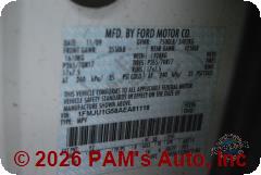 Vehicle photo 13
